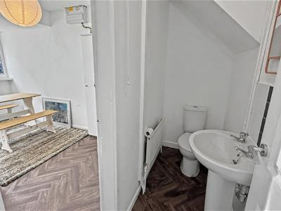 Picture 7
